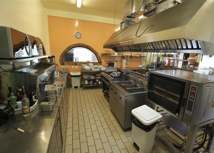 Como montar uma cozinha de pizzaria